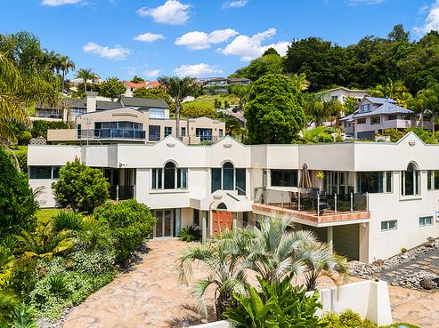 2 Saint Andrews Place, Kamo