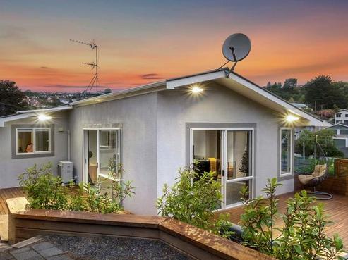 104 Barr Street, Kenmure