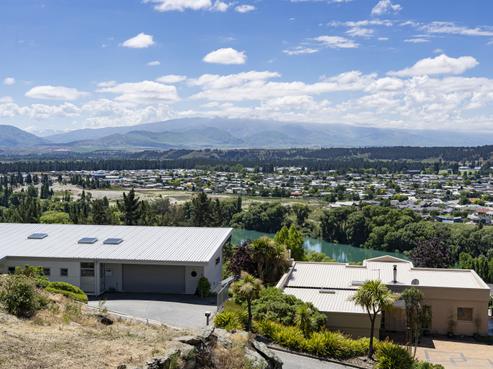 37A Aronui Road, Alexandra