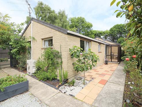 111B Grey Street, Gladstone