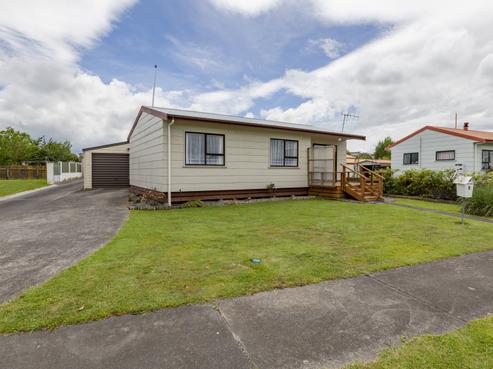6 Blundell Avenue, Waipukurau and Surrounds