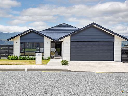 102 Riverstone Drive, Riverstone Terraces