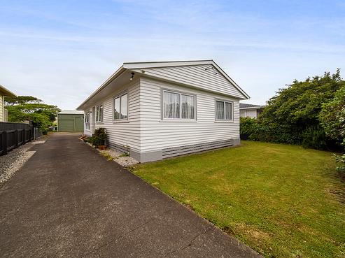 6 Grey Street, Hawera