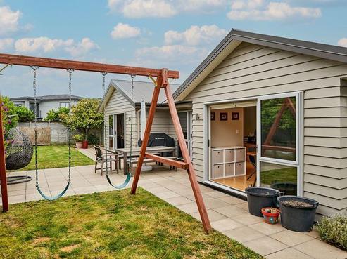 12 Peel Lane, Aotea