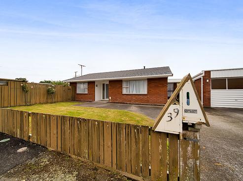 39 Waihi Road, Hawera