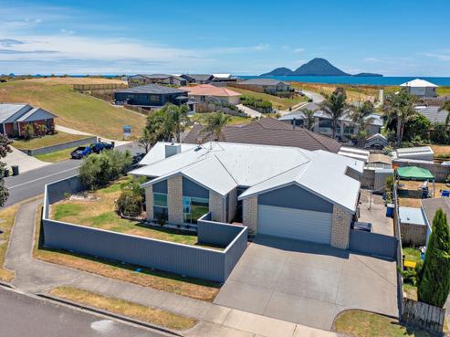 24 Omega Place, Coastlands