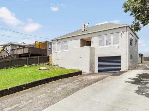 97 Awaroa Road, Sunnyvale