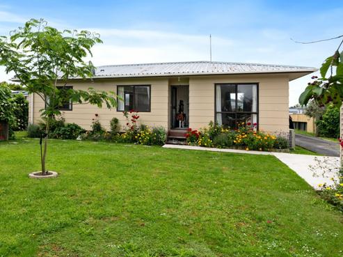 10A Charles Road, Hannahs Bay