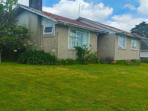 25 Awatere Street, Clover Park