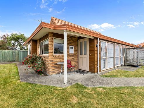 9/2 William Donald Drive, Solway