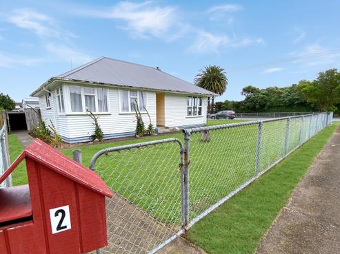 2 Robertshawe Crescent, Dannevirke