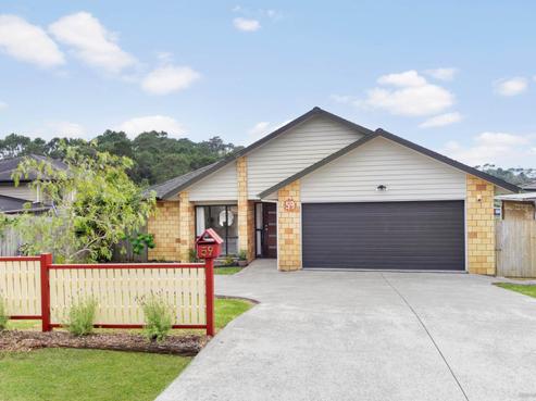 59 Bradnor Meadows Drive, Swanson
