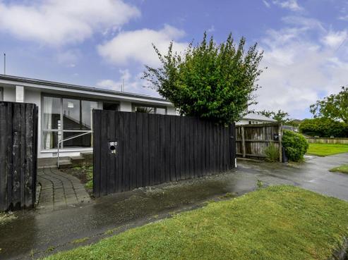3/14A Dickson Crescent, Hornby