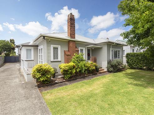 65 Tawa Road, One Tree Hill