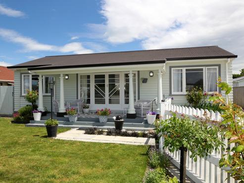 200 Murdoch Road West, Raureka