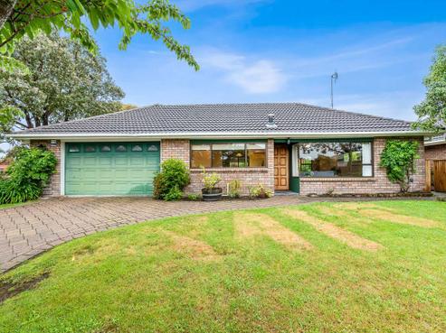 33 Chilton Drive, Paraparaumu