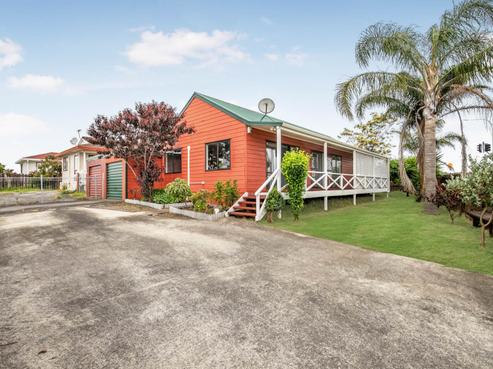 1/141 Te Irirangi Drive, Clover Park