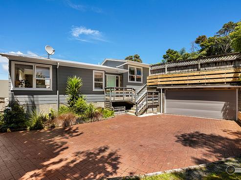 17 Park Road, Belmont