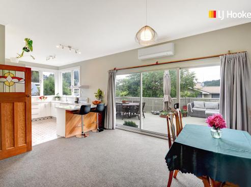 82 Barr Street, Kenmure