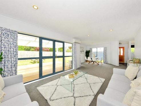 8 Barcelona Place, Bromley