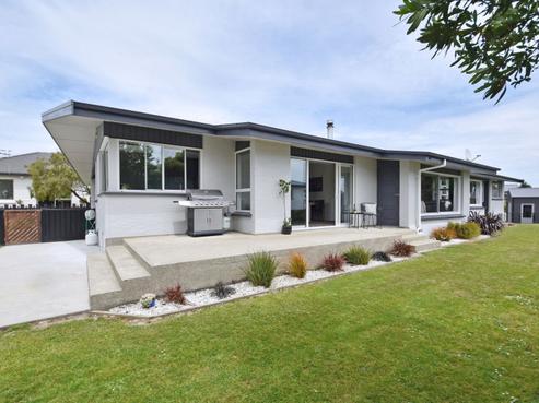 456 Racecourse Road, Hargest