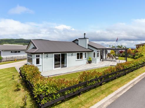 15 Pukeko Way, Kinloch