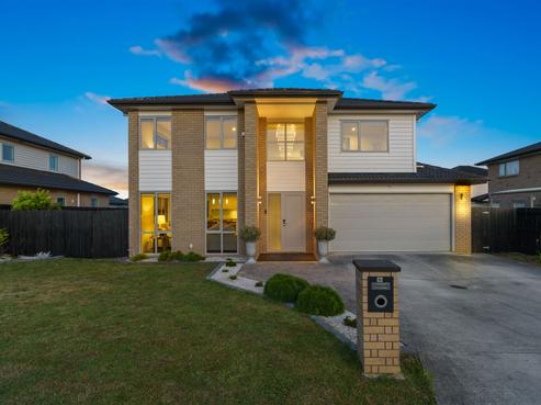 16 Kirikiri Drive, Papakura
