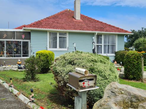 24 Whitcombe Road, Opunake