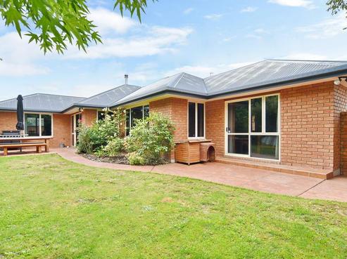 60A Hewitts Road, Woodend