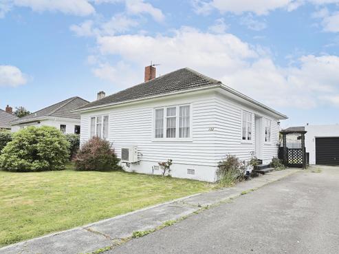 152 Islington Street, Turnbull Thomson Park