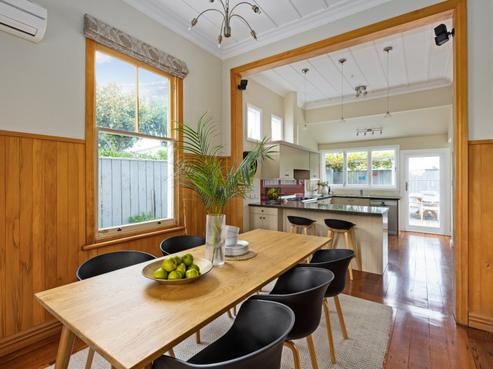 18 Cobden Road, Napier Hill