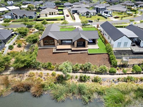 27 Pamela Christine Road, Patumahoe