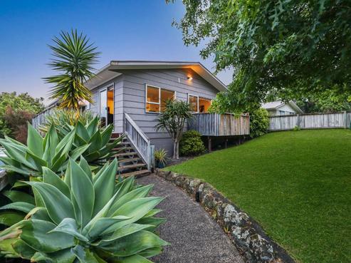 10 Finn Place, Totara Vale