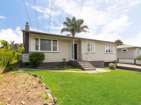 64 Kingswood Road, Brookfield