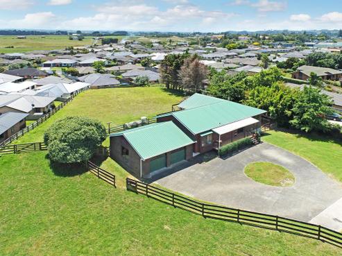 77 Martyn Street, Waiuku