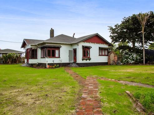 35 Kauae Street, Manaia
