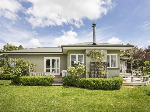 149 Short Road, Halcombe