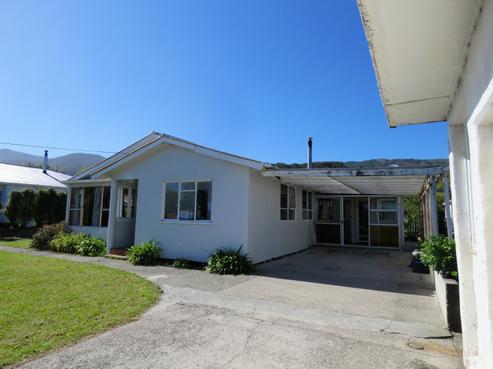 42 Mcgill Street, Waimangaroa