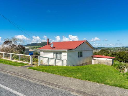112 Hurndall Street East, Maungaturoto