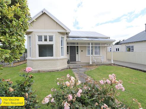 8E Avenal Street, Avenal