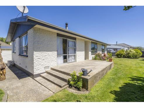 246 Nelson Street, Strathern