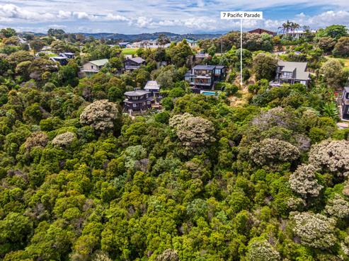 7 Pacific Parade, Surfdale