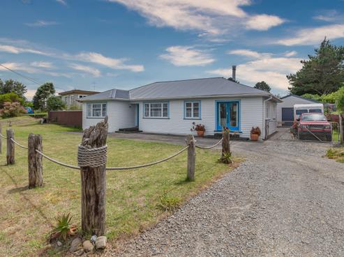 78 Koputara Road, Himatangi Beach