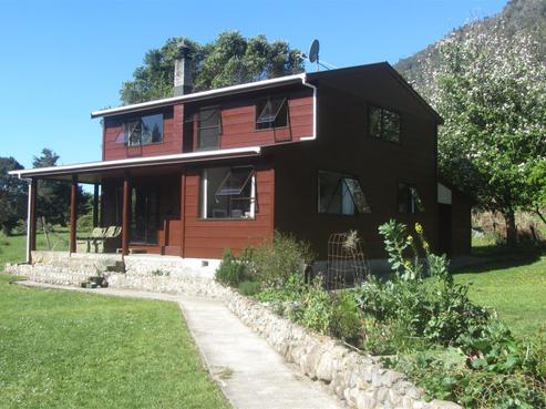 898 Birchfield Road, Granity
