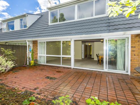 8C Wai-iti Crescent, Woburn