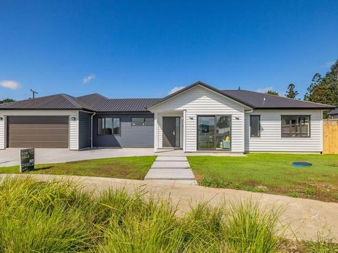 18 Jeroboam Loop, Kumeu