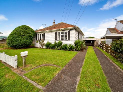 12 Caledonia Street, Hawera