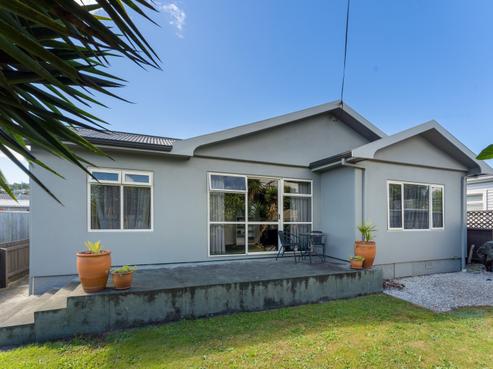 1/5 Ngaio Street, Stoke