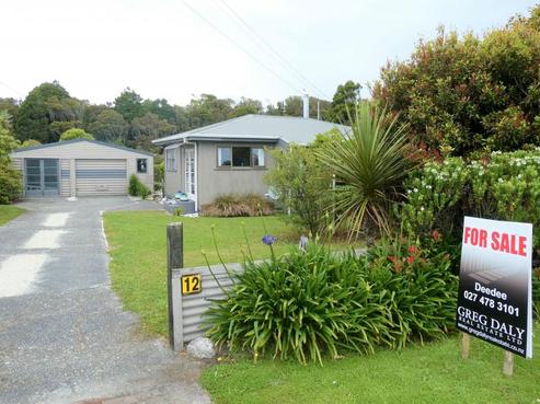 12 Butlers Road, Hokitika