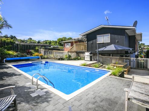 4 King Richard Place, Browns Bay